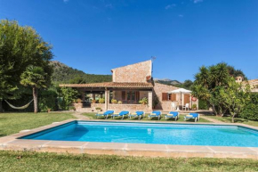 Delightful Mallorca Villa Colonya 3 Bedrooms Amazing Mountain Countryside Views Puerto de Pollensa